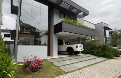 Casa com 3 quartos à venda na Vila Nova, Joinville 