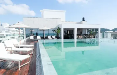 Belíssimo apartamento de alto padrão na praia brava em itajaí