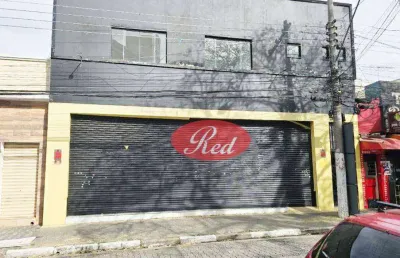 Salão para alugar, 220 m² por r$ 6.000/mês - centro - poá/sp