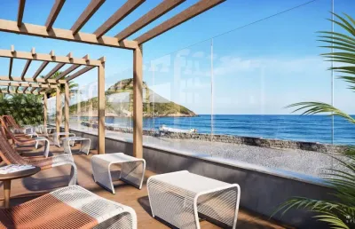 Cobertura linear pé na areia do recreio dos bandeirantes