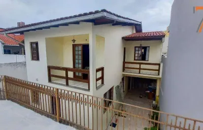 Casa com 5 dormitórios à venda, 269 m² por r$ 1.473.400,00 - canto - florianópolis/sc