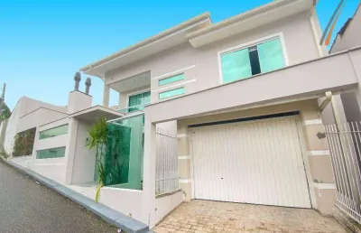 Casa com 4 dormitórios à venda, 239 m² por r$ 1.540.000,00 - estreito - florianópolis/sc