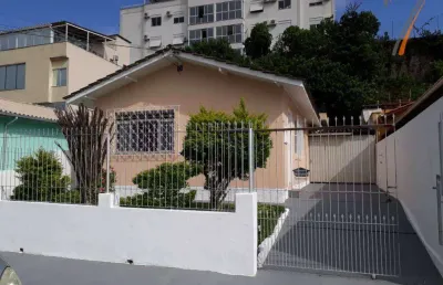 Casa com 2 dormitórios à venda, 129 m² por r$ 955.000,00 - barreiros - são josé/sc
