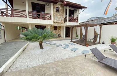 Casa com 4 dormitórios à venda, 270 m² por r$ 1.600.000,00 - fazenda da armação - governador celso ramos/sc