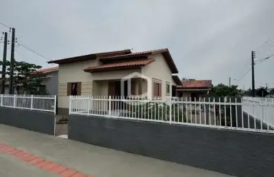 Casa com 3 quartos à venda na Rua Projetada A, Centro, Morro da Fumaça