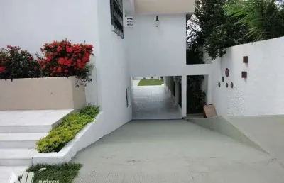 Casa espetacular em lagoa nova - com 950m² - 9quartos - 10vagas