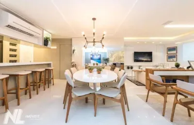 Exclusivo! apartamento com 3 suítes, 3vagas - vista mar - em petrópolis
