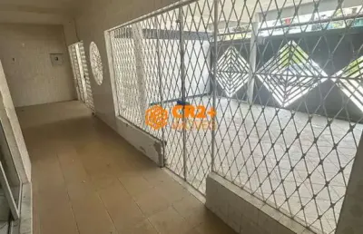 Casa á venda com 300m² 4 quartos e 1 suíte, no ipsep.