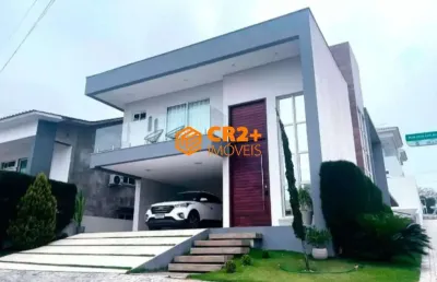 Vendo casa 04 quartos, 01 suíte, 316m2, 02 vagas de garagem, em garanhuns