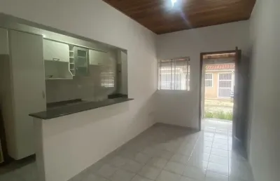 Casa com 1 quarto à venda na Rua Doutor João Sampaio, 757, Guilhermina, Praia Grande
