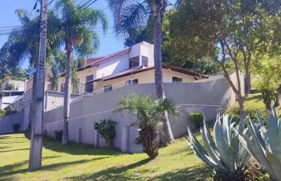 Casa para venda em curitiba, pilarzinho, 3 dormitórios, 1 suíte, 6 banheiros, 6 vagas
