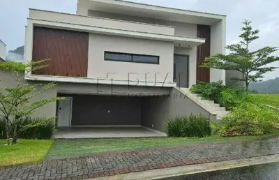 Casa alto padrão com 3 suítes no residencial duquesa de chartres em jaraguá do sul