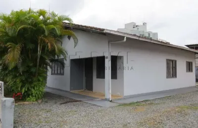 Casa à venda, 2 quartos, centro - jaraguá do sul/sc