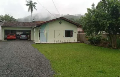 Casa com 112m² à venda no bairro barra do rio cerro em jaraguá do sul