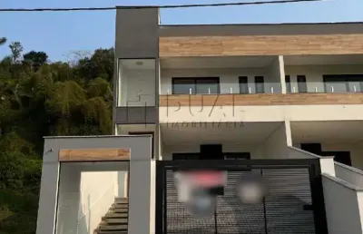 Geminado com 248,00m² à venda no bairro barra do rio cerro em jaraguá do sul.