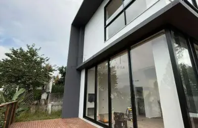 Terreno com construção de casa alto padrão bairro jaraguá esquerdo