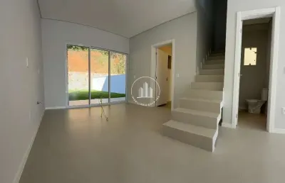 Casa com 3 quartos à venda na Rua Idivaldo Horácio da Silveira, 554, Ipiranga, São José