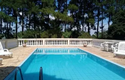 Chácara com 8 dormitórios à venda, 5000 m² por r$ 1.000.000,00 - alpes das águas - são pedro/sp