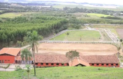 Fazenda à venda no Centro, Charqueada 