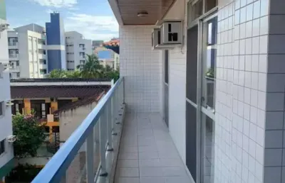 Belíssimo apartamento na praia do forte da pra ir andando pra praia!!!!