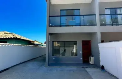 Linda casa duplex independente  03 dormitórios no bairro foguete cabo frio