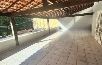 Linda casa duplex  à venda ou locação comercial !!!