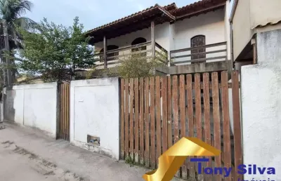 Excelente casa duplex na estação em são pedro da aldeia!!!
