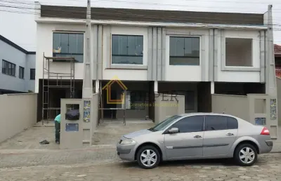 Casa com 3 quartos à venda no costa e silva, joinville , 114 m2 por r$ 649.000