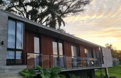 Casa em condomínio fechado com 4 quartos à venda na Rua Ivo Januário Reis, Barra, Balneário Camboriú