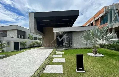Casa mobiliada, 4 dormitórios (3 suítes)  - camboriú/sc