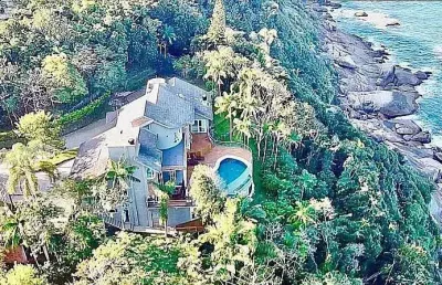 Casa em condomínio fechado com 4 quartos à venda na Avenida Rodesindo Pavan, Praia do Estaleiro, Balneário Camboriú