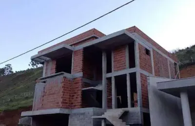 Casa com 4 dormitórios à venda, 260 m² por r$ 780.000,00 - novo horizonte - juiz de fora/mg