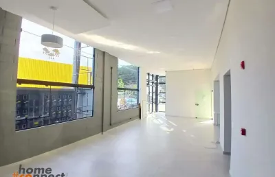 Sala comercial com 107m² para aluguel na av. santos dumont no bairro bom retiro por r$4.900,00+ taxas