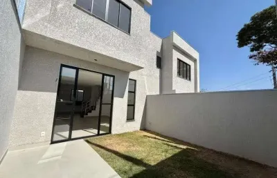 Casa com 3 quartos e 2 banheiros à venda, 120 m² por r$ 595.000