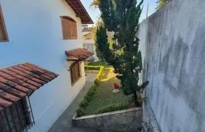 Casa com 4 quartos à venda na Rua Vicenzo Masi, 38, Itapoã, Belo Horizonte