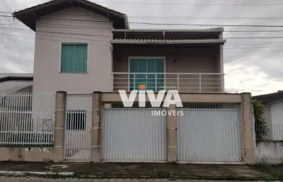 Casa com 4 dormitórios sendo 3 suítes à venda, 245 m² por r$ 1.350.000 - cordeiros - itajaí/sc