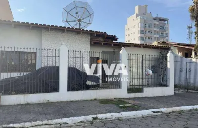 Casa com 2 dormitórios à venda por r$ 1.400.000,00 - fazenda - itajaí/sc