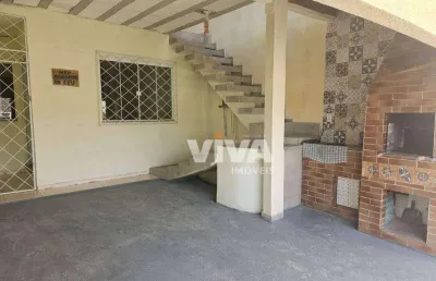 Casa com 4 dormitórios para alugar, 201 m² por r$ 4.110,00/mês - espinheiros - itajaí/sc