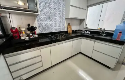 Casa com 4 quartos à venda na Rua Jequitibá Vermelho, 32, Floresta Encantada, Esmeraldas