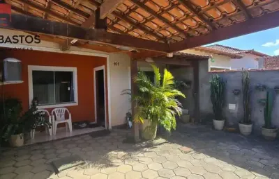 Casa para venda em araruama, três vendas, 2 dormitórios, 1 banheiro, 1 vaga