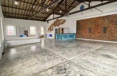 Sala comercial para alugar na Avenida Cardeal da Silva, 350, Rio Vermelho, Salvador