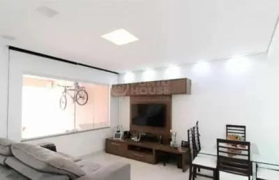 Casa 3 dormitórios sendo 3 suítes e 3 vagas de garagem à venda no bairro ipiranga