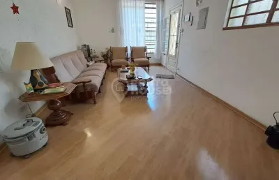 Casa à venda no bairro mirandópolis 3 dormitórios, 2 vagas, próxima praça árvore