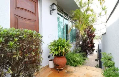 Casa à venda no bairro planalto paulista 3 dormitórios, 4 vagas, quintal,10 x 25