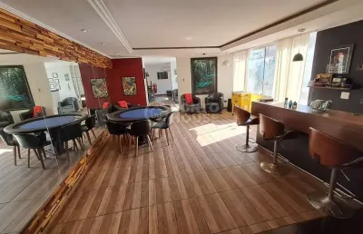 Casa à venda planalto paulista 4 suítes, 4 vagas, ampla área de lazer e piscina