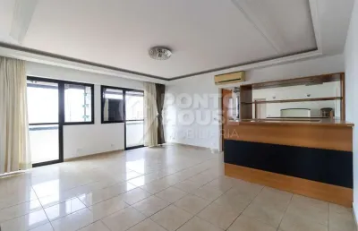 Apartamento á venda de 120m², 3 dormitórios, 2 varandas, 2 banheiros e 2 vagas