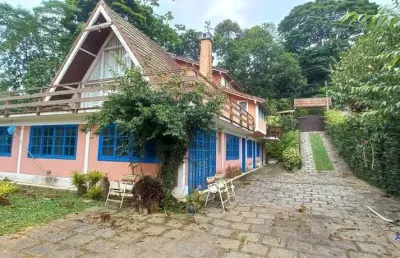 Casa 4 quartos à venda, 230 m² por r$ 700.000,00 - albuquerque - teresópolis/rj
