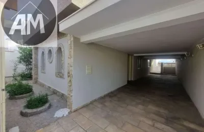 Aluga-se casa  residencial ou comercial -centro da cidade
