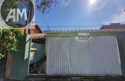 Casa para locação no bairro luanda -3 dormitórios, piscina, churrasqueira e muito conforto