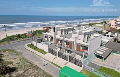 Sobrado tipo triplex novo no balneário betaras  -  matinhos